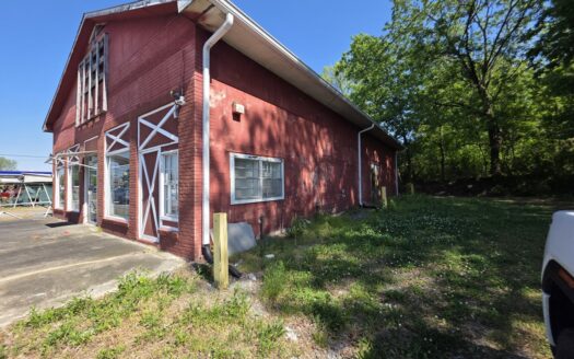 Prime Commercial Opportunity Retail/Office Space on AL Hwy 69