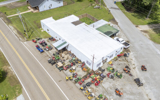 Versatile Building for Sale in Bradford, Tennessee