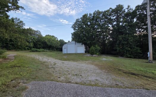 REDUCED! Multiple Use Land /Buildings close to Eureka Springs, Ar